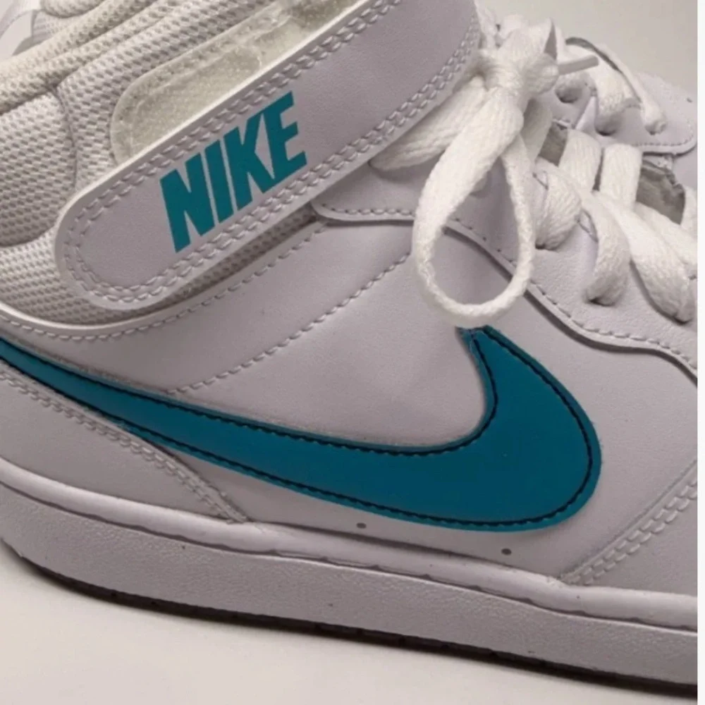 Nike Kids White and Teal High-Top Sneakers Sz 6Y Nike